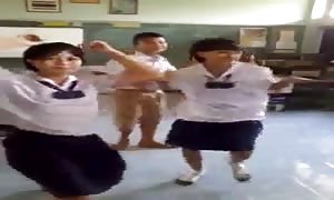 thai hot
 funny dance