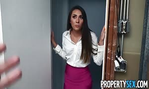 PropertySex - Carpenter lays the pipe on aroused
 teenie real property
 agent